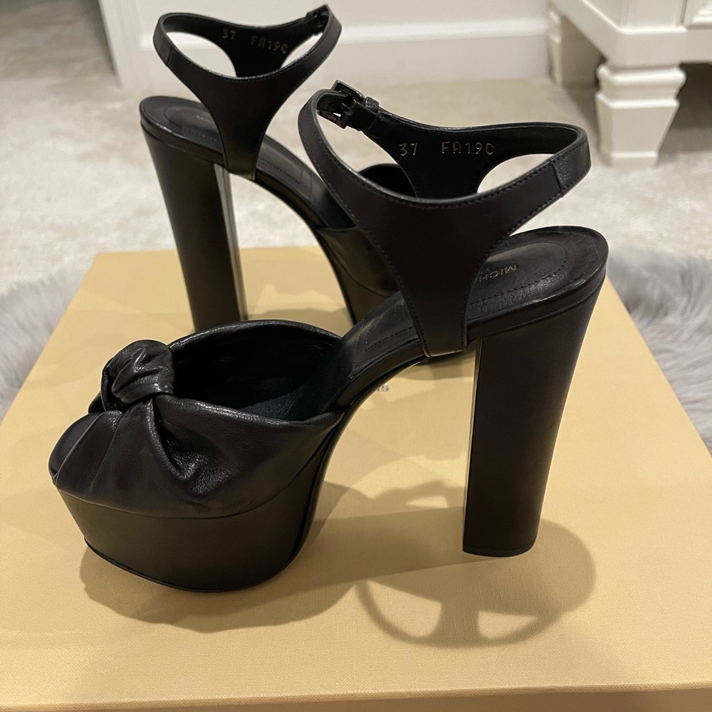 Michael Kors Collection Zoey Runway wedges size 7